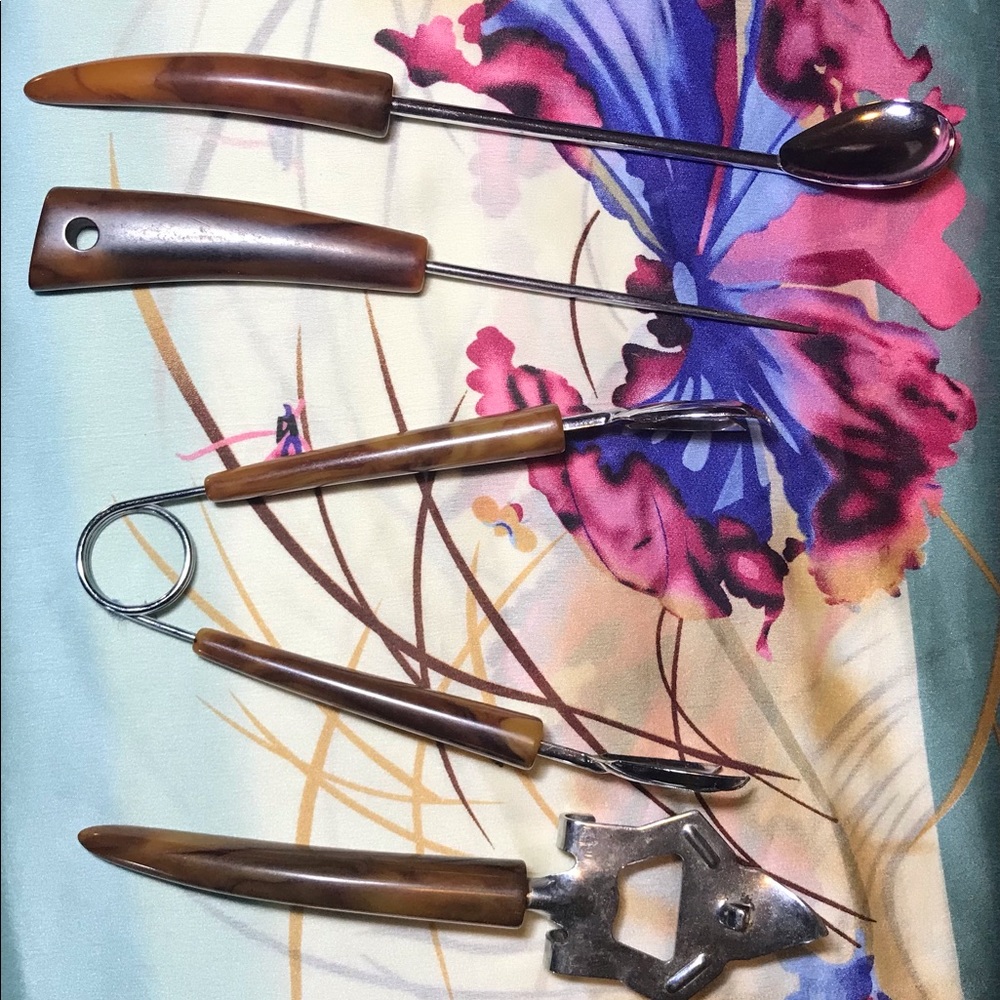 Bakelite Vintage Bar tools 4 pcs